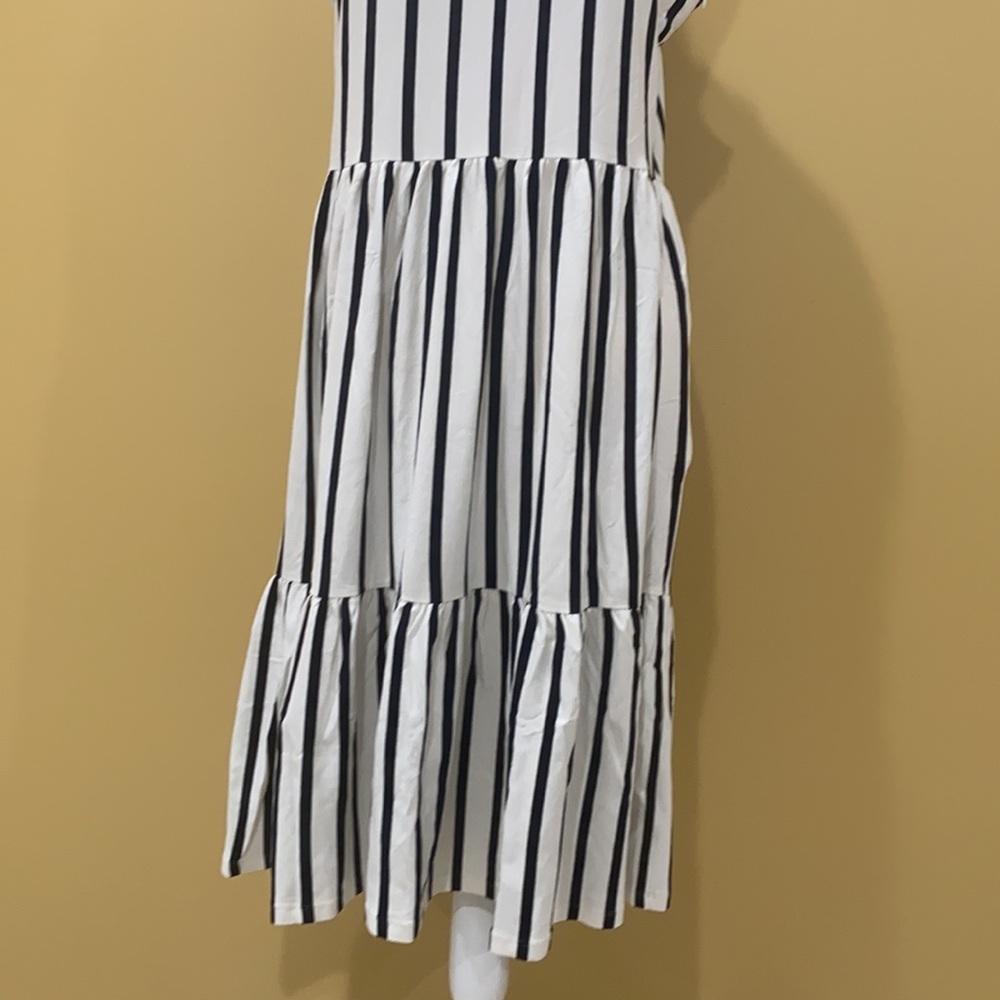 LOFT Striped Tiered Square Neck Dress size 14 - Picture 6 of 13